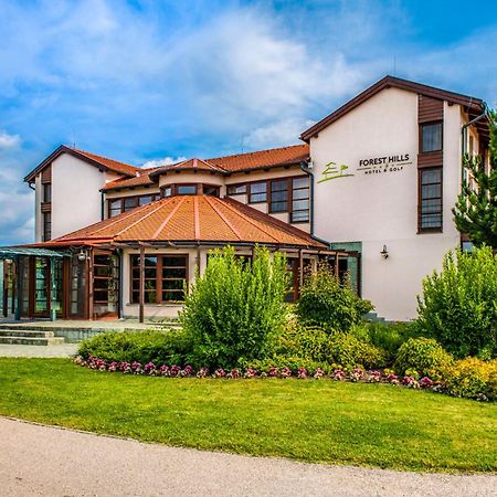 Szarvaskut Hotel Zirc Exterior photo